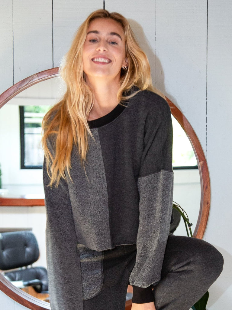 Tai Sherpa Sweatshirt - Onyx Black - Electric Rose