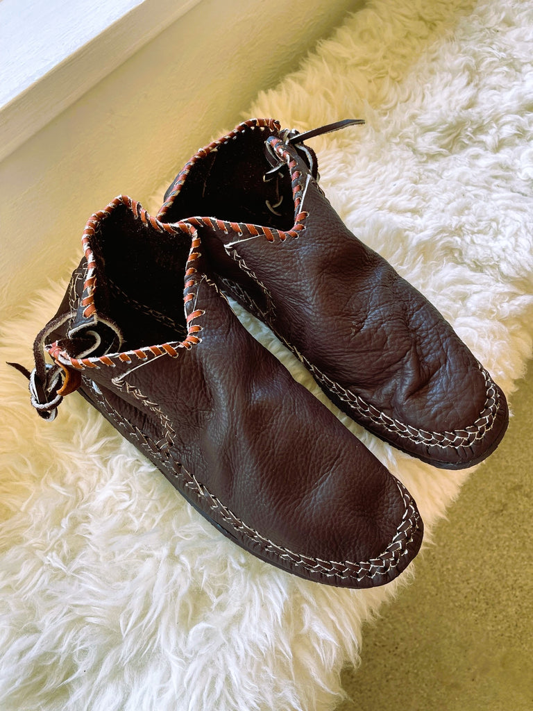 MEN'S LEATHER MOX "ZIG ZAG" MOCCASIN - HEATHERMARIE HEATON