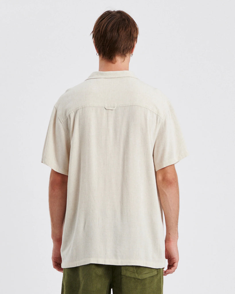 Ernie Linen Resort Shirt - Oatmeal / Critical Slide