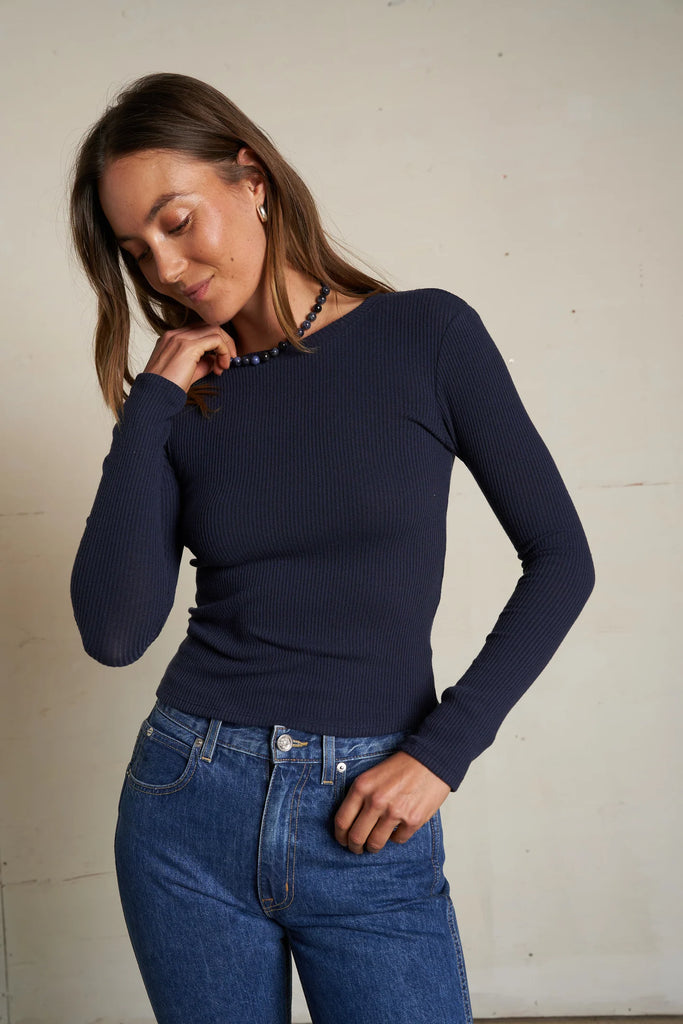 Jolie- sweater rib crew neck long sleeve - Navy - Perfect White Tee